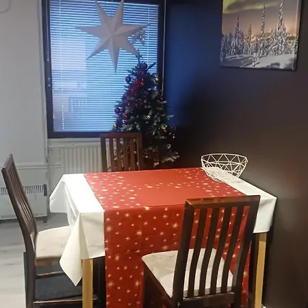 Cozy Economy For 2 Persons At The Shopping Area Διαμέρισμα Ροβανιέμι